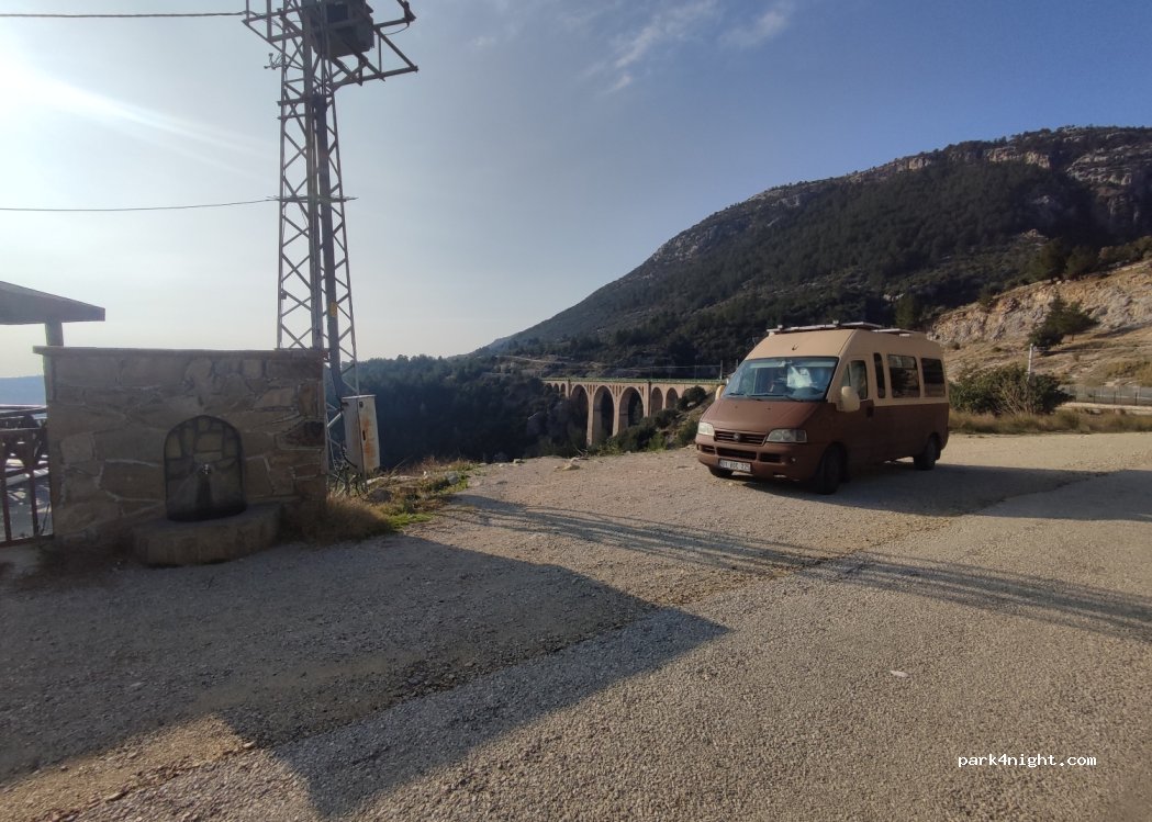(01770) Karaisalı - Kıralan Köyü Yolu — foto