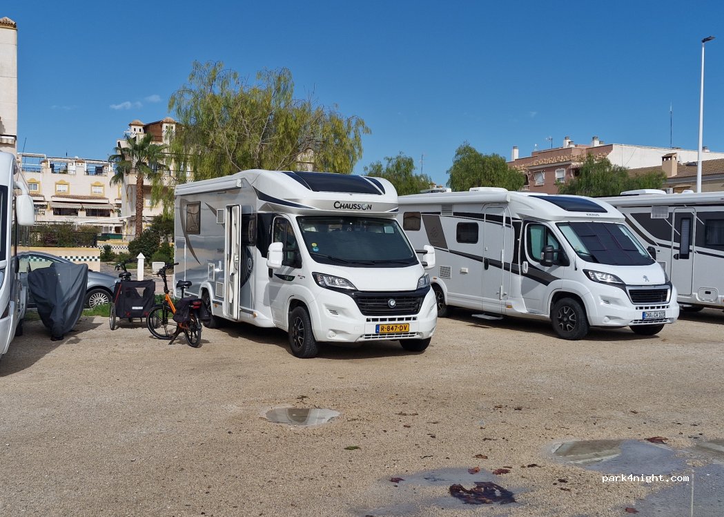 (03130) Santa Pola - 2 Avinguda Salamanca — foto