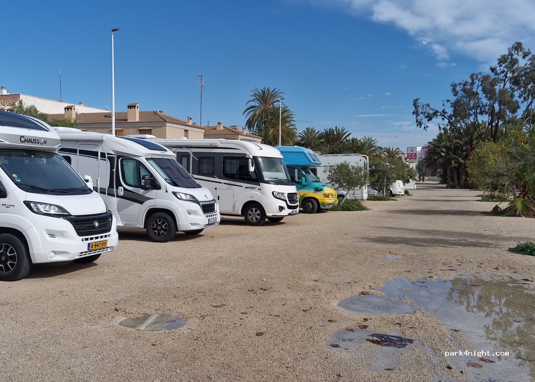 (03130) Santa Pola - 2 Avinguda Salamanca — foto 3