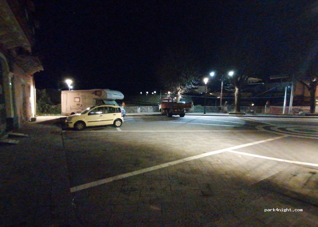 (95010) Milo - 14 Piazza Madonna delle Grazie — foto