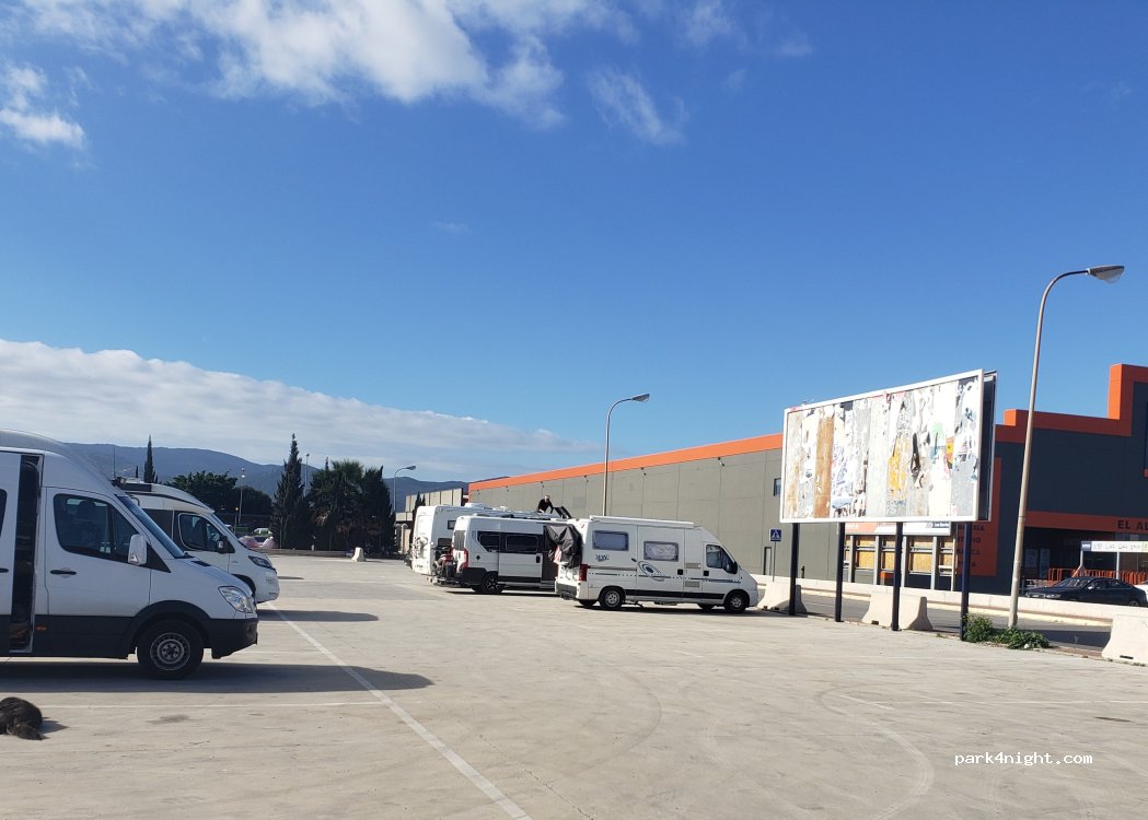 (11379) Palmones - Av. las Gavias — foto 4