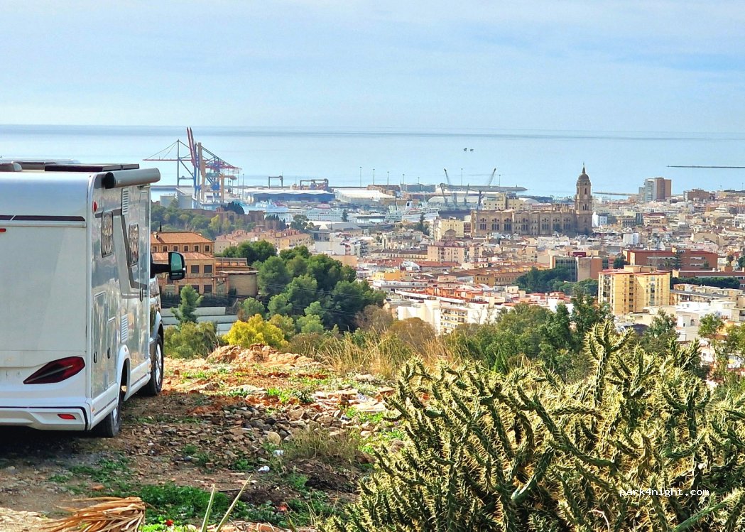 (29013) Málaga - 132 Camino del Colmenar — foto 2