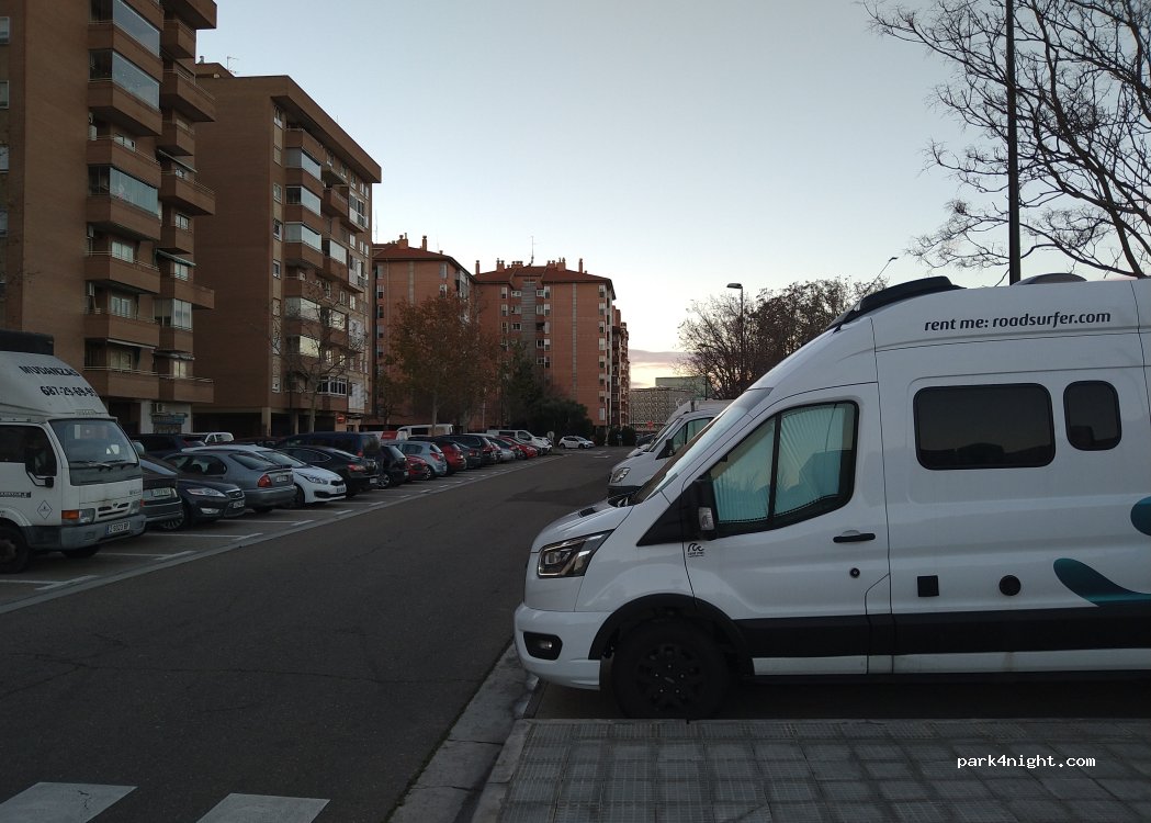 (50003) Zaragoza - 1 Calle de Ámsterdam — foto 3
