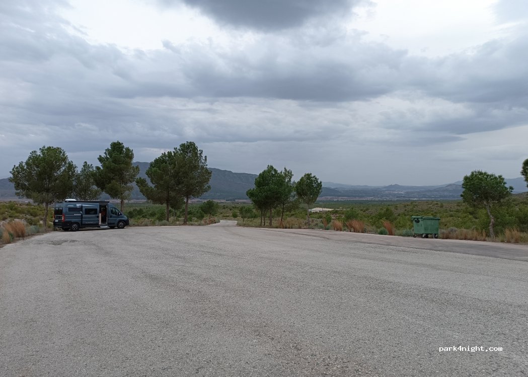 (30420) La Hondonera - Unnamed Road — foto