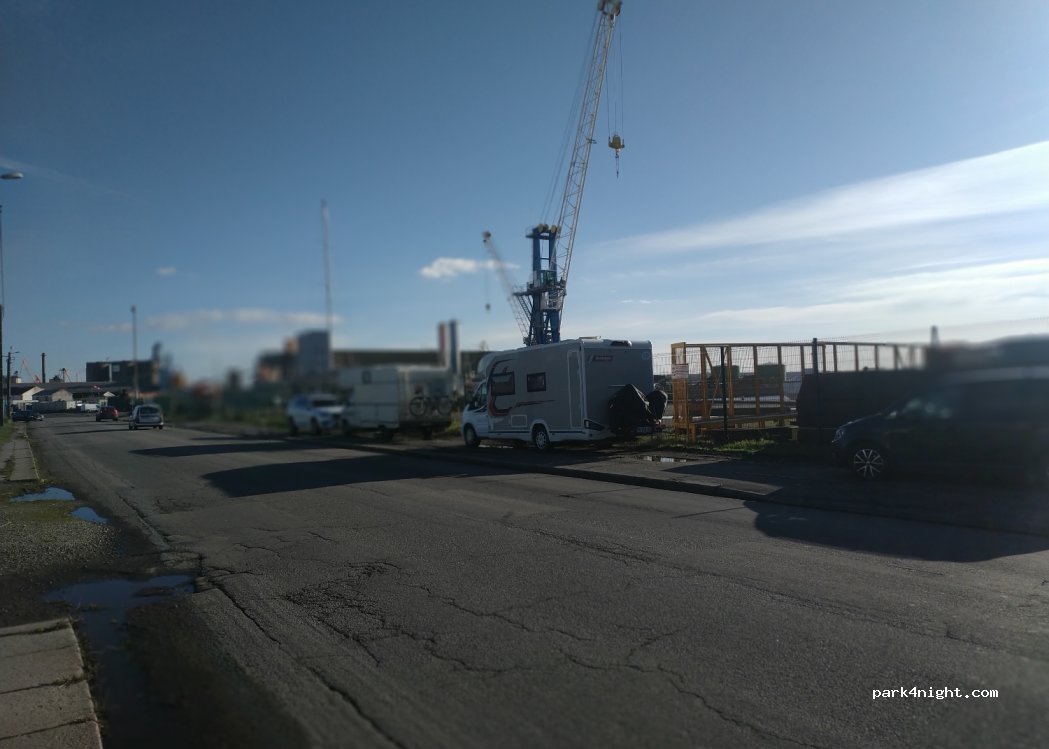 (29200) Brest - 60 Quai Armand Considere — foto