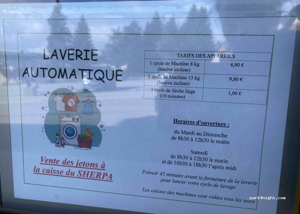 (73230) Les Deserts - 443 Place Centrale de La Féclaz — foto 2