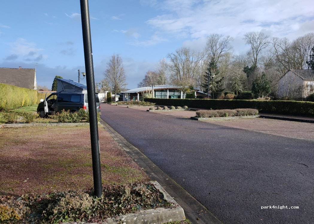 (14270) Mézidon Vallée d'Auge - 13B Rue Henri Dunant — foto 2