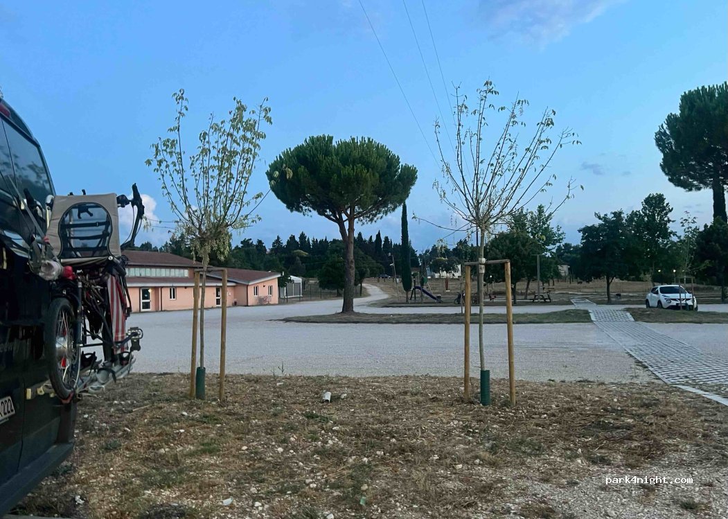 (06042) Campello Sul Clitunno - 15 Via Camesena — foto 3