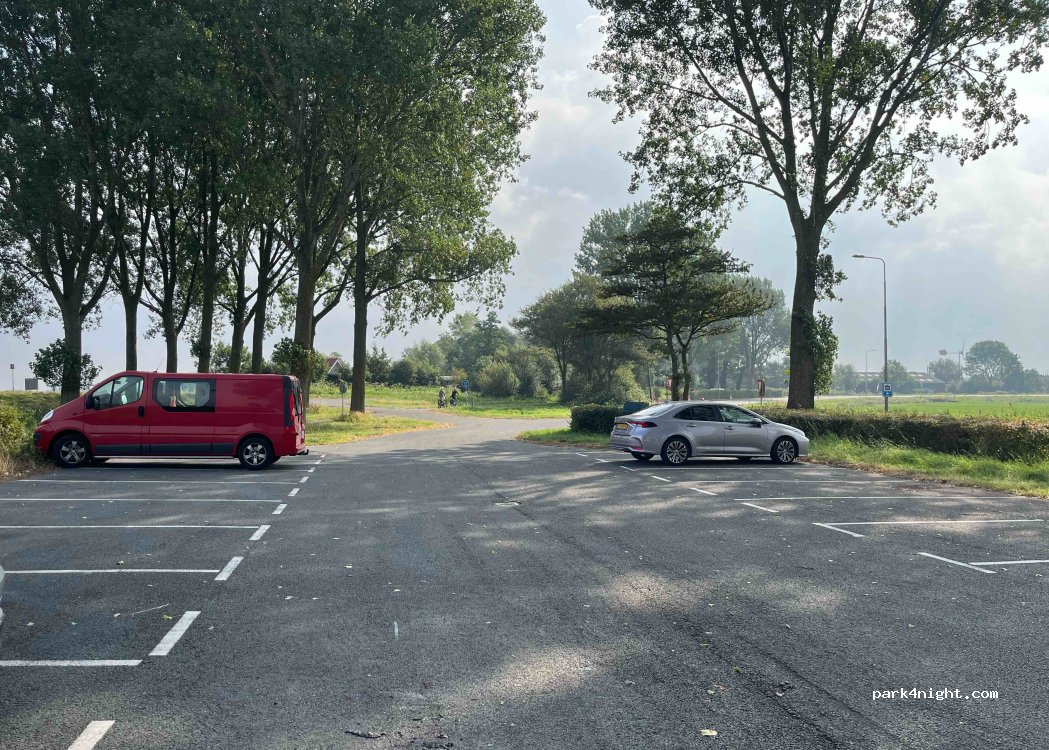 Parkeerplaats — foto 4