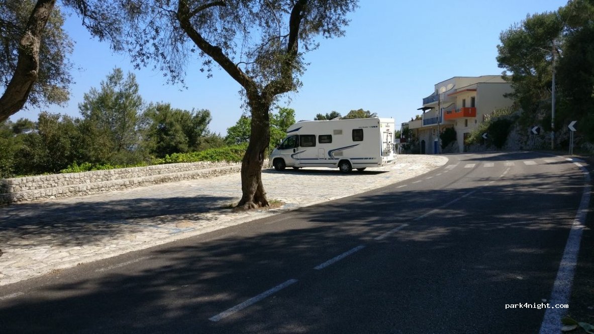 (73030) Marina di Marittima - 77 Via Litoranea — foto