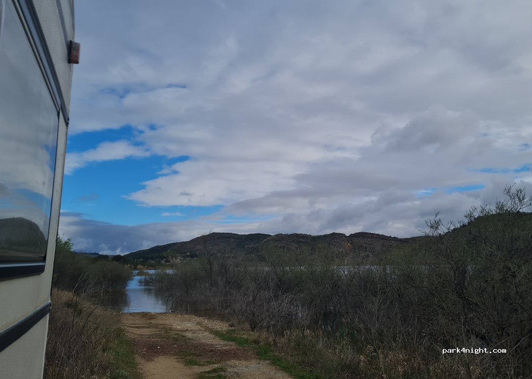 (50210) Nuévalos - Unnamed Road — foto