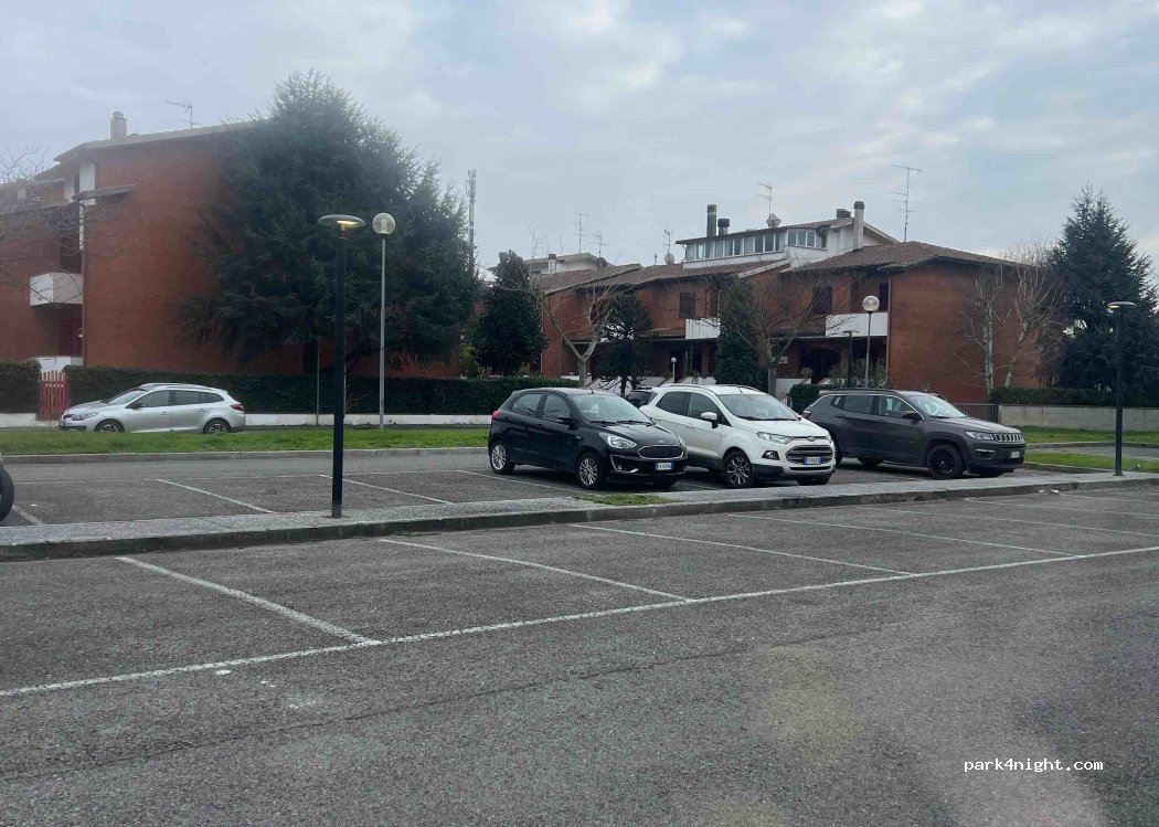 (56021) Cascina - 25 Via Carlo Cattaneo — foto