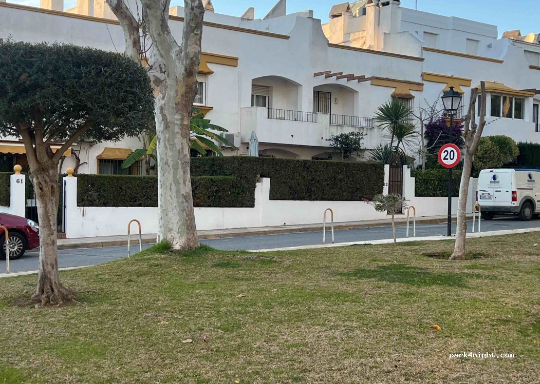 (29602) Marbella - 62 Urbanización Marbellamar — foto 2