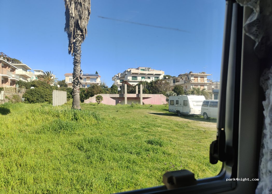 (00058) Santa Marinella - 110 Lungomare G. Marconi — foto 4