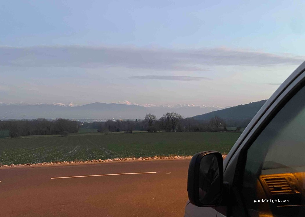(01220) Divonne-les-Bains - 2051 Chemin de la Vie de L’Etraz — foto 3