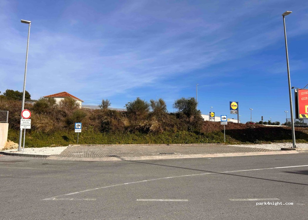 (21220) Trogir - 1 Plano Aerodrom — foto 3