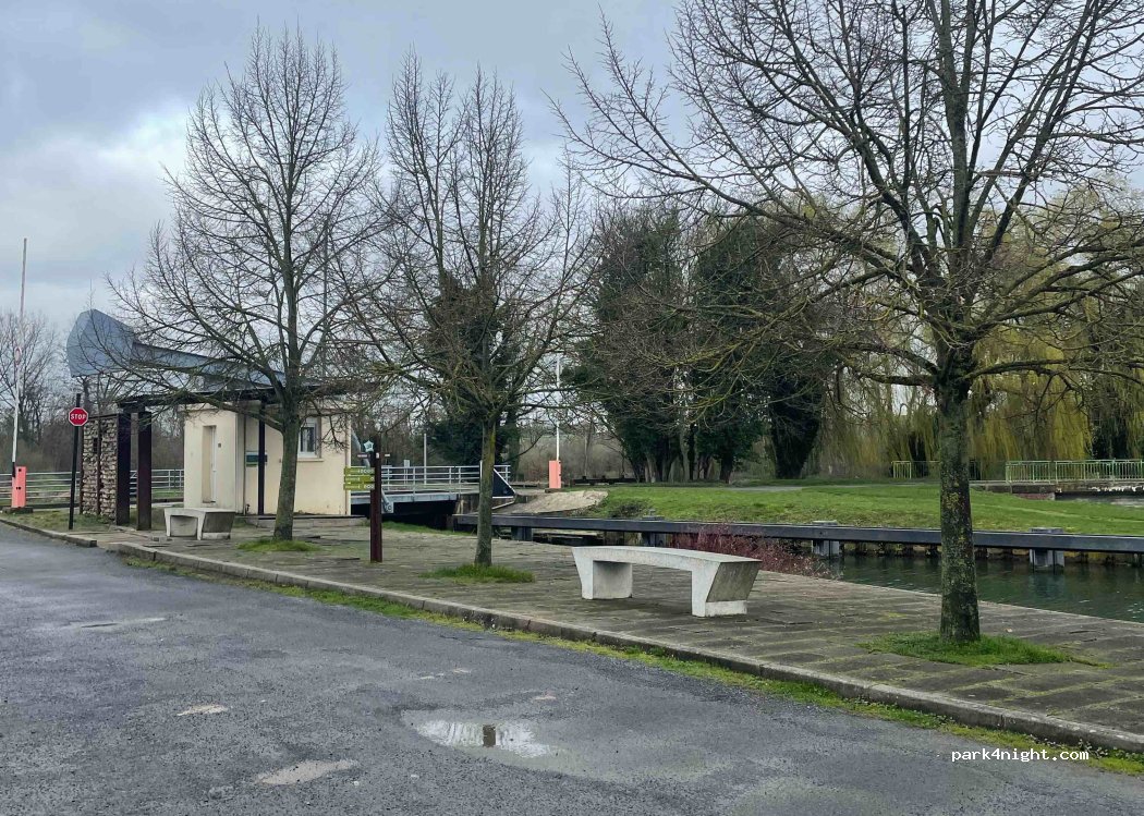 (80200) Feuillères - 20 Rue du Moulin — foto 3