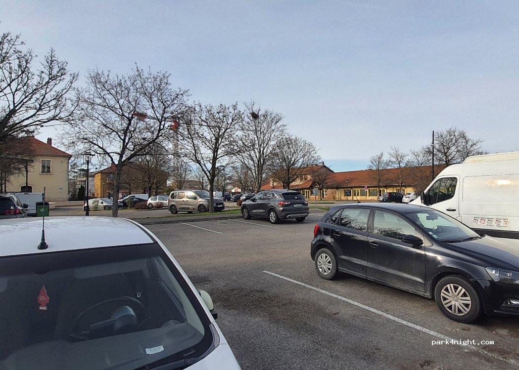 (69720) Saint-Bonnet-de-Mure - 30a Avenue Charles de Gaulle — foto 2
