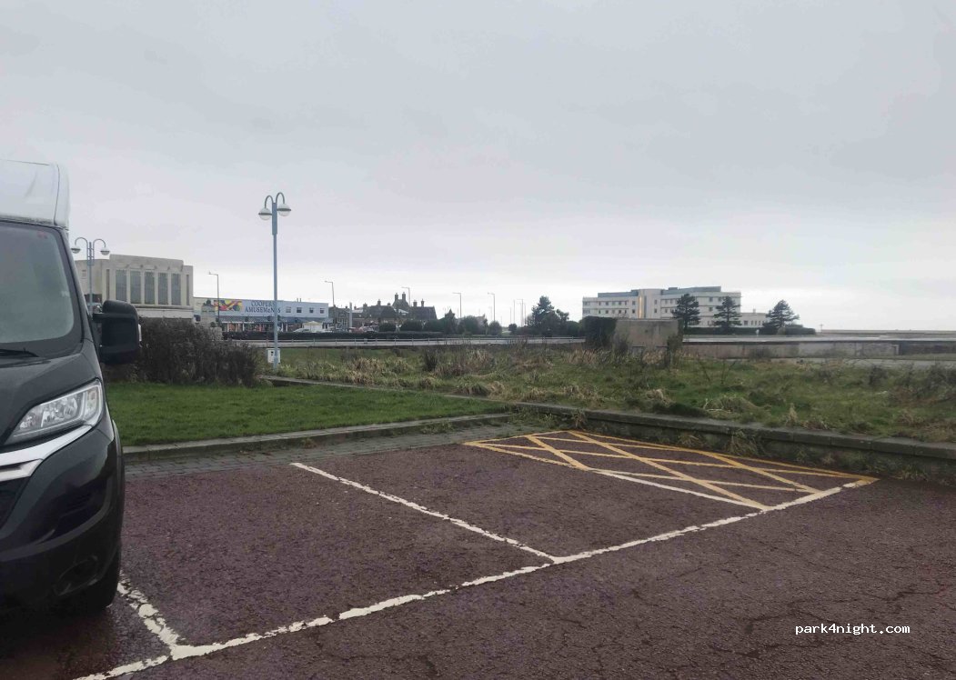 (LA4 4BU) Morecambe - 209 Marine Road Central — foto 3