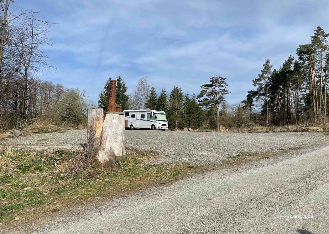 (675 27) Štěměchy - 02323 — foto 2