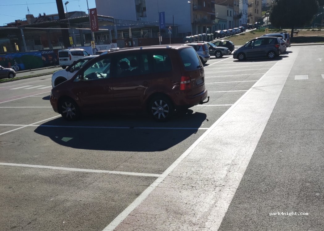 (08470) Sant Celoni - 49 Plaça Sector Residenc. Esports — foto