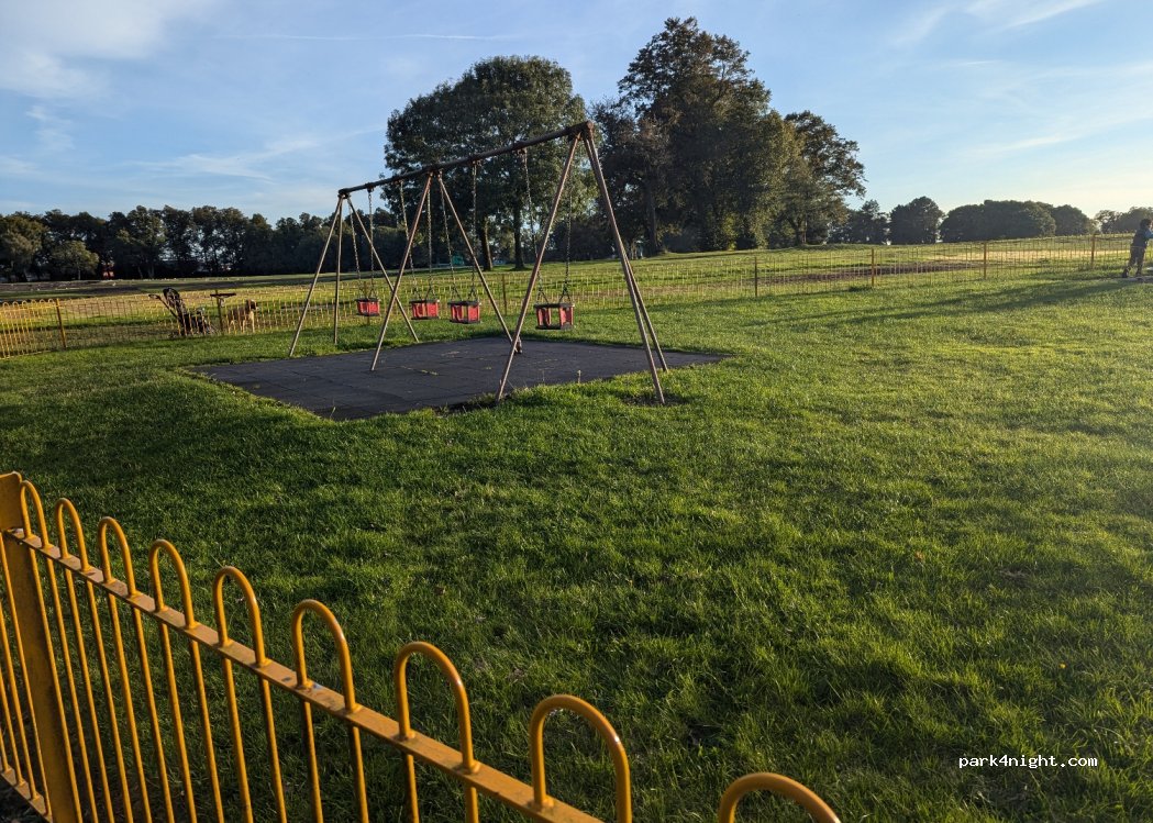 (PR1 6RU) Preston - 5 Sir Tom Finney Way — foto 4