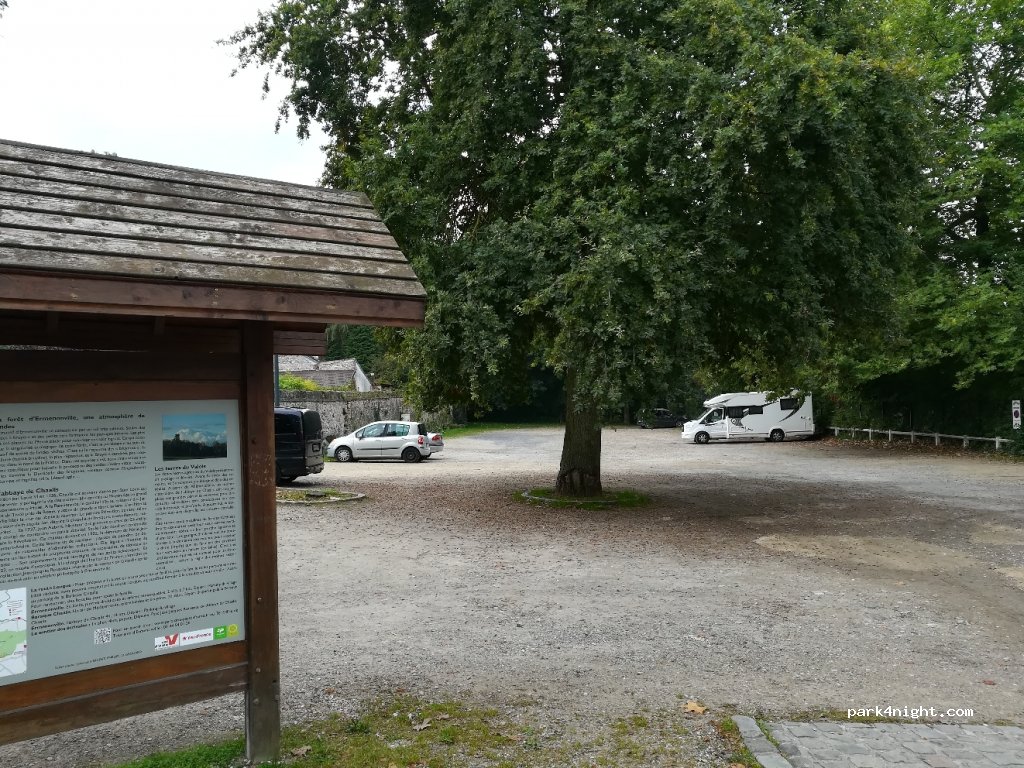(60950) Ermenonville - 2 Rue René de Girardin — foto 3