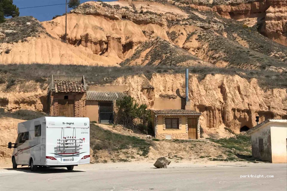 (42330) San Esteban de Gormaz - 3 Plaza Escuelas — foto 3