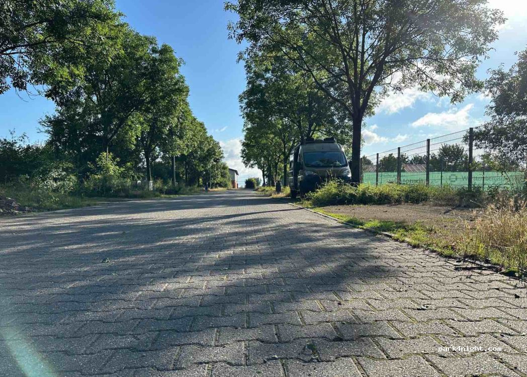 (65439) Flörsheim am Main - 3 Prälat-Müller-Weg — foto 2