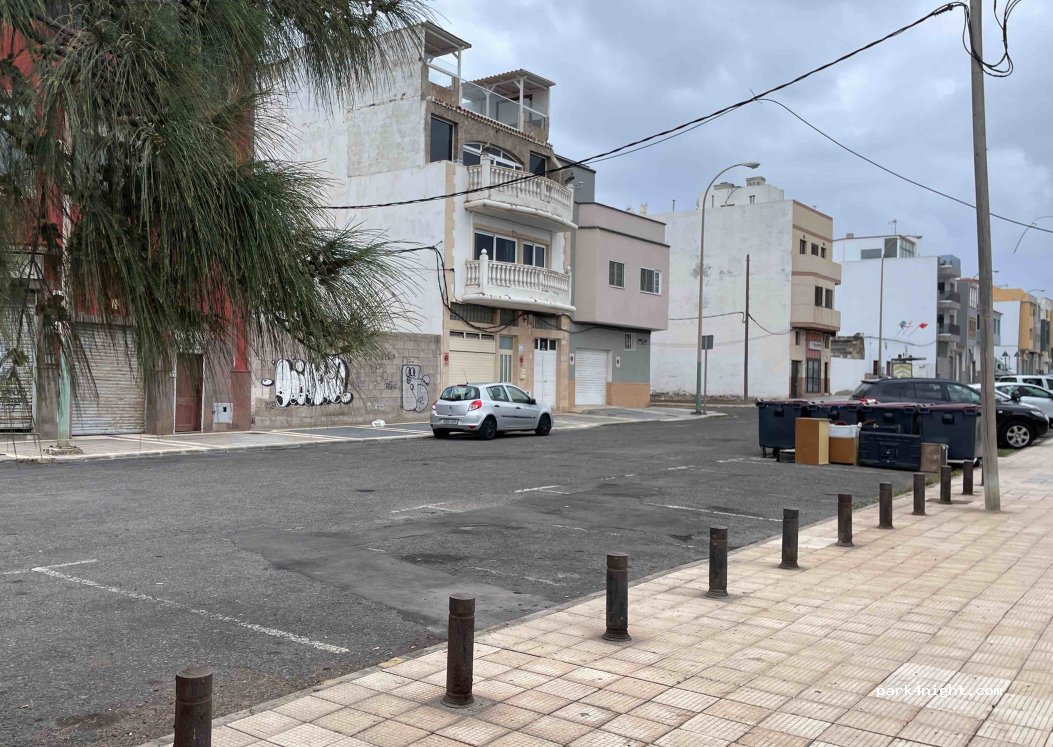 (35009) Las Palmas de Gran Canaria - 19 Calle Mateo Apóstol — foto 2