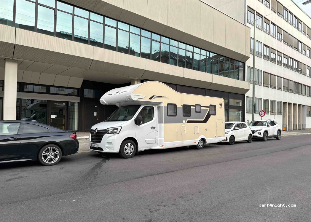 (80335) München - 42-44 Arnulfstraße — foto