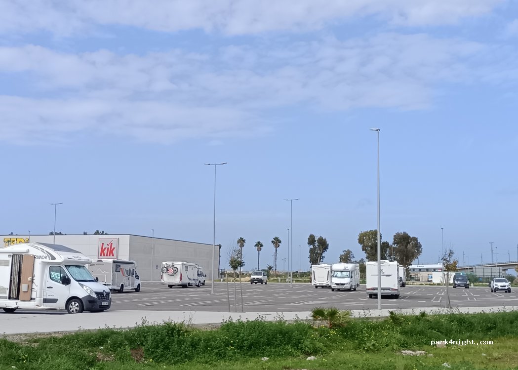 (11100) San Fernando - 14 Carretera de la Batería de la Ardila — foto 2