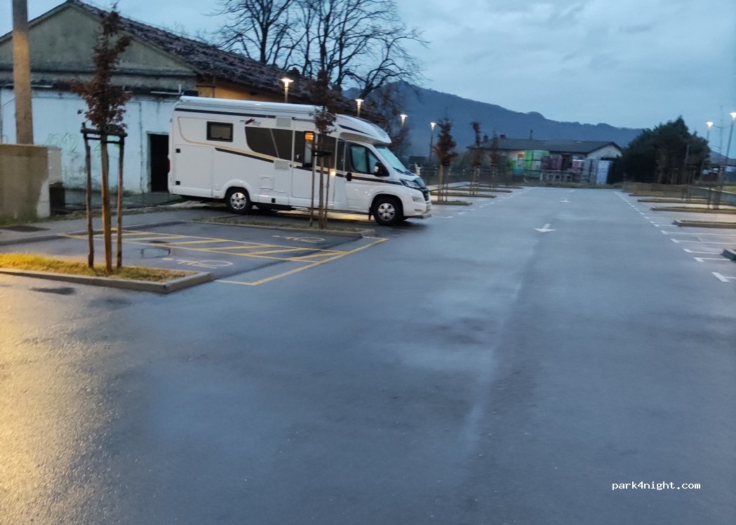 (5271) Vipava - Goriška cesta — foto