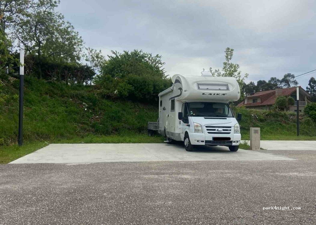 Area de Autocaravanas A Rocha — foto 3