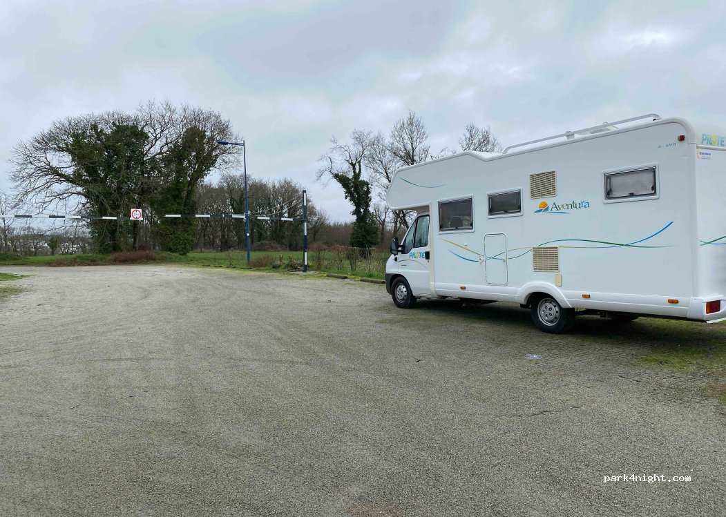 (56400) Auray - 1 Place de l'Europe — foto 2
