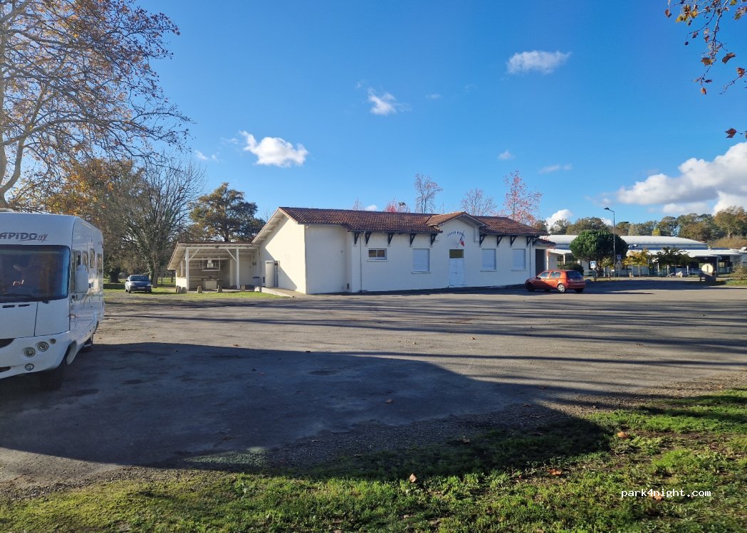 (40270) Le Vignau - 483 Avenue de Chalampé — foto 4