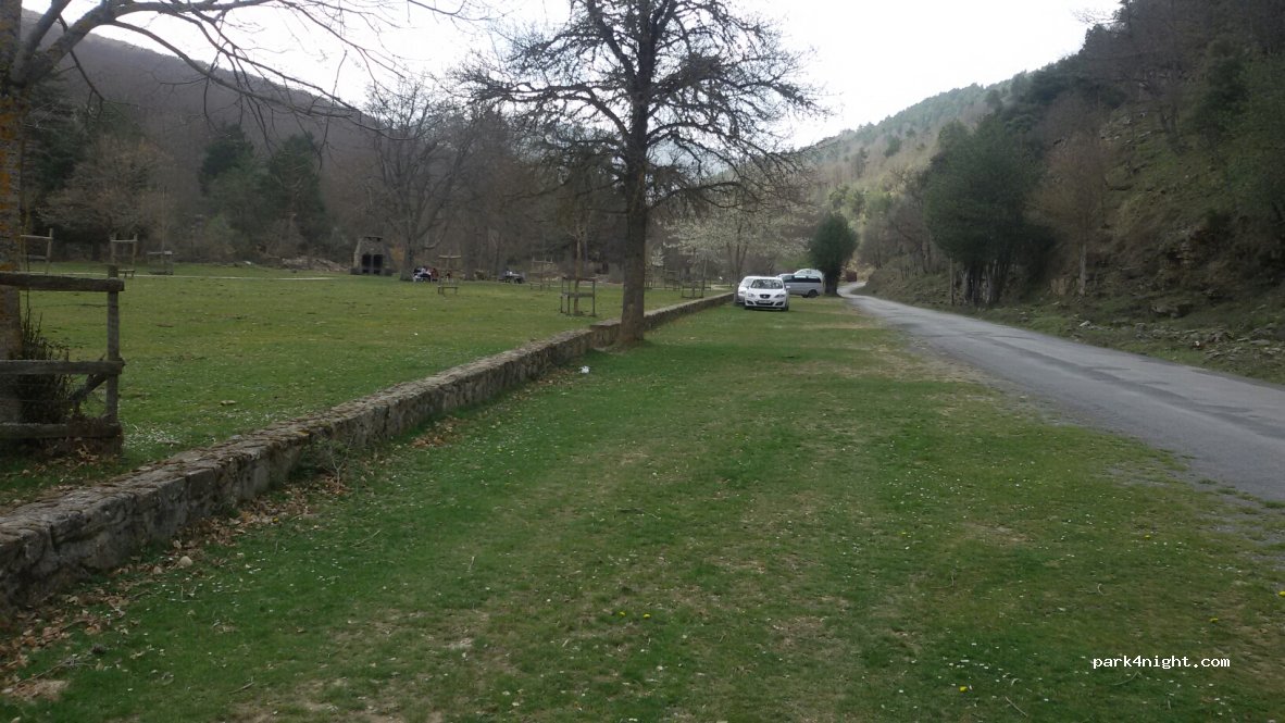 (26125) Villoslada de Cameros - Unnamed Road — foto