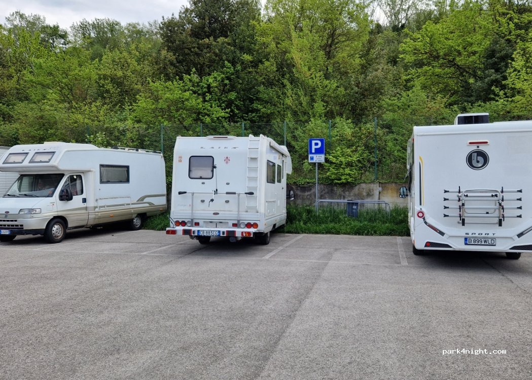 (34015) Muggia - 42 Viale XXV Aprile — foto