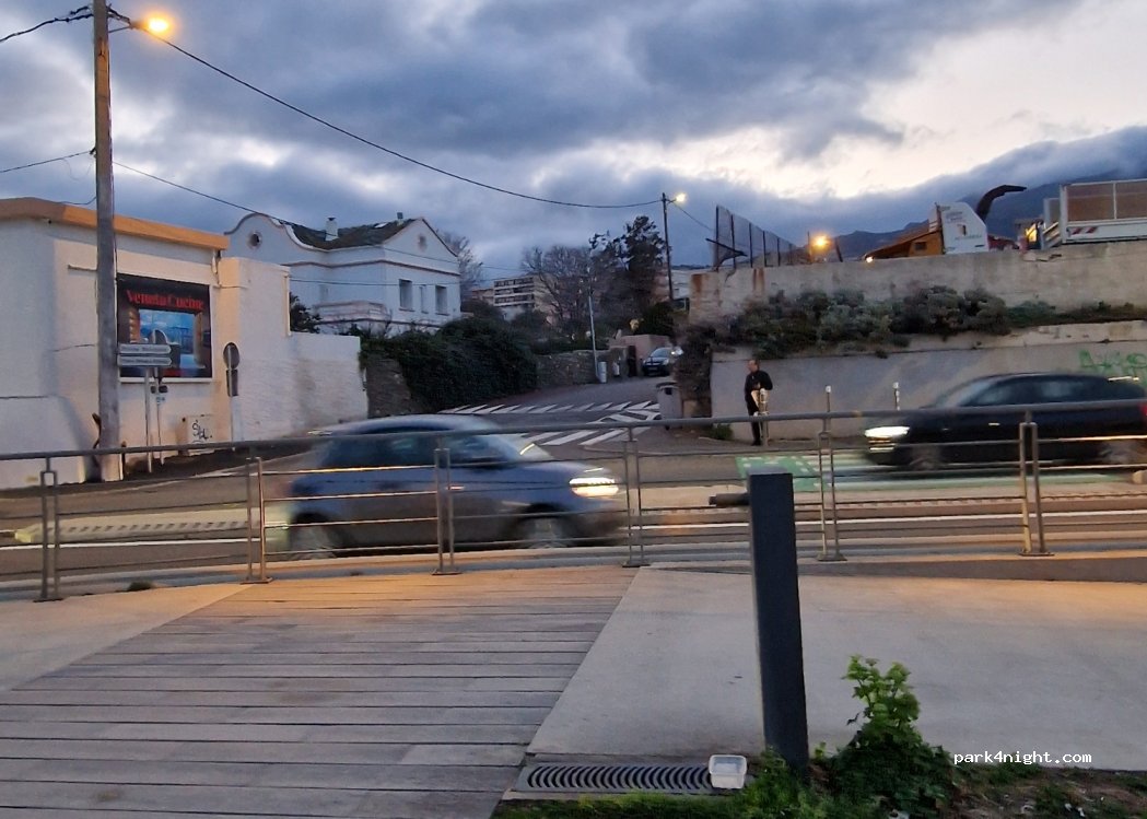(20600) Bastia - Chem. de la Carbonite — foto 2