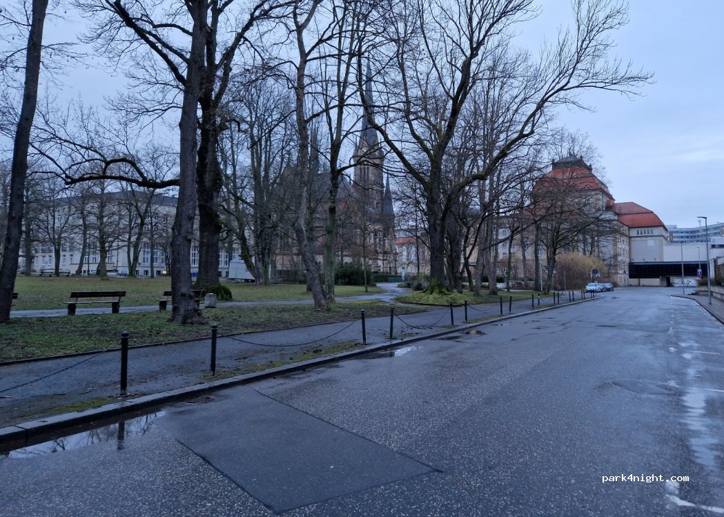 (09111) Chemnitz - 17A Karl-Liebknecht-Straße — foto
