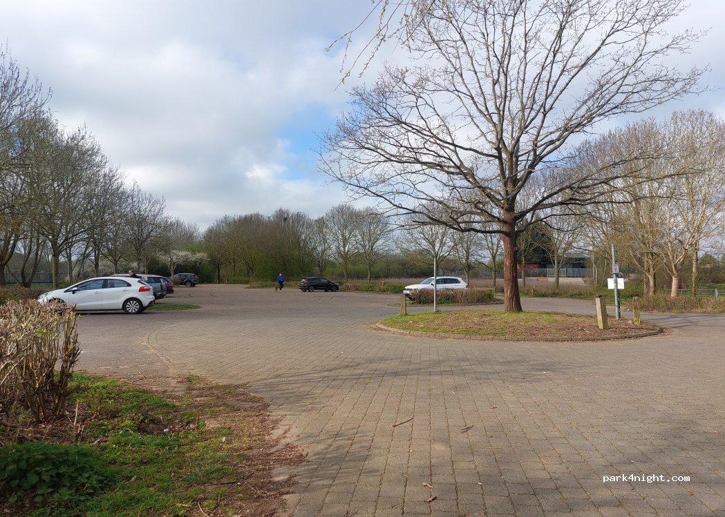 (NN4 8JL) Northampton - Loverose Wy — foto 3