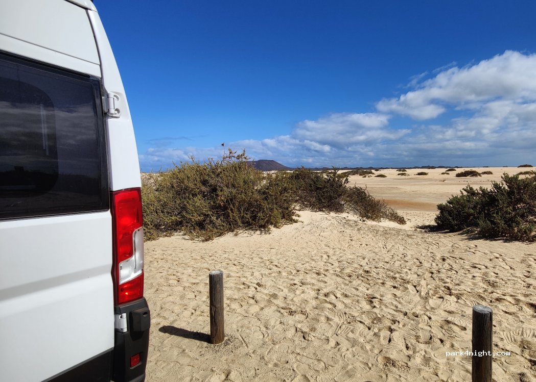 (35660) La Oliva - 24-22 Avenida Corralejo Grandes Playas — foto