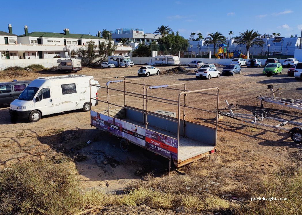 (35660) Corralejo - 13 Calle Pedro y Guy Vandaele — foto