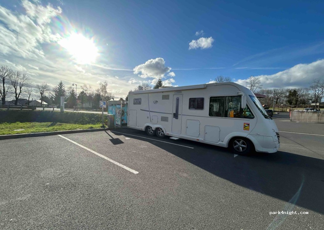 (63760) Bourg-Lastic - La Besse — foto
