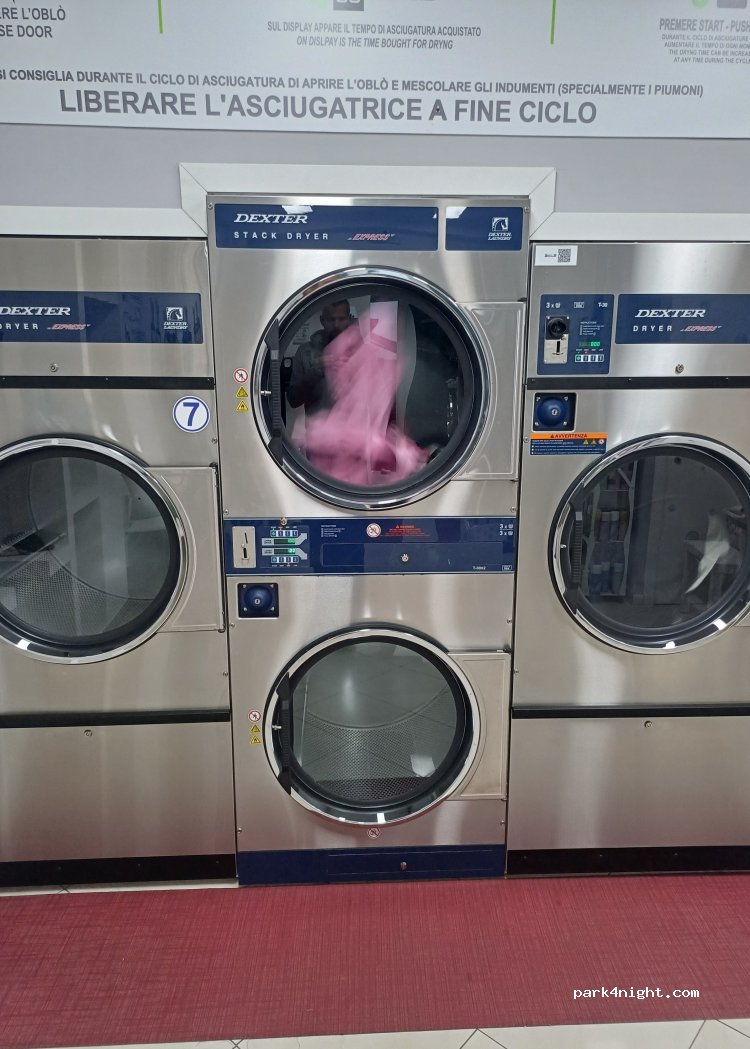 (81054) San Prisco - 21 Via G. Amendola — foto 2