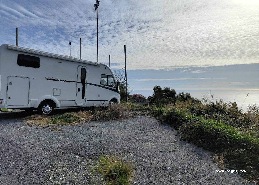 (18017) Cipressa - 30 Via Castello — foto 2