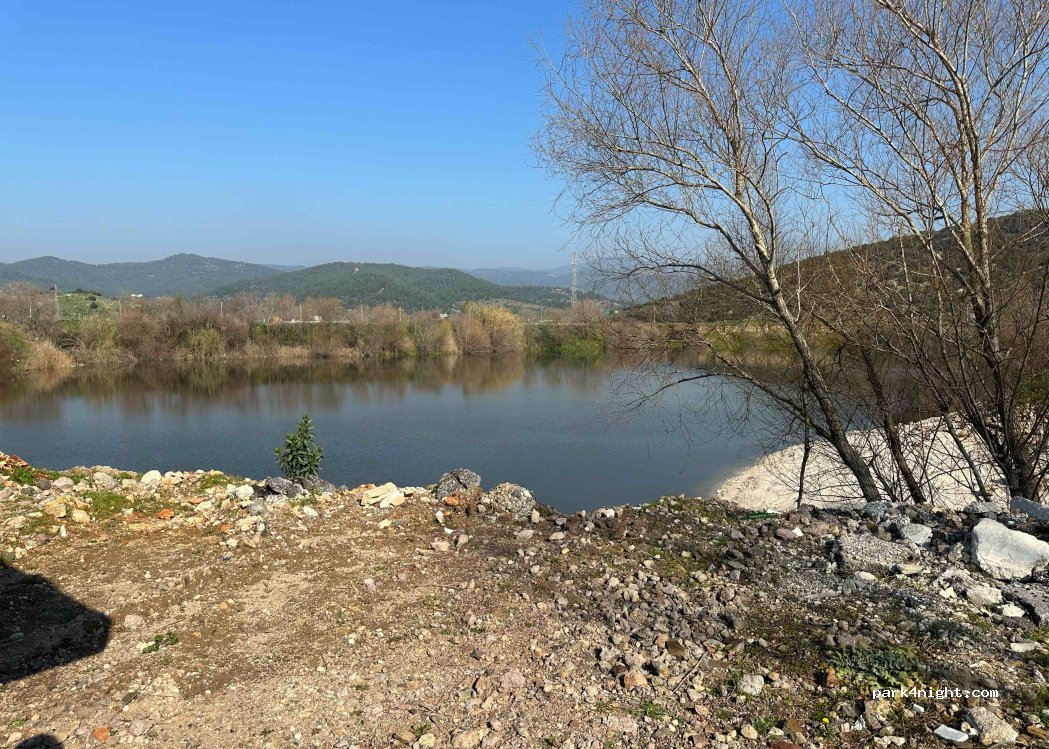 (48100) Milas - Unnamed Road — foto