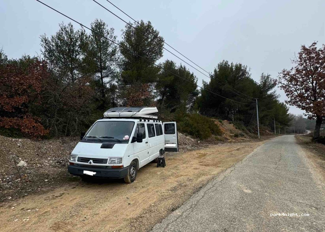 (13650) Meyrargues - 3340b Chemin de l'Espougnac — foto 2