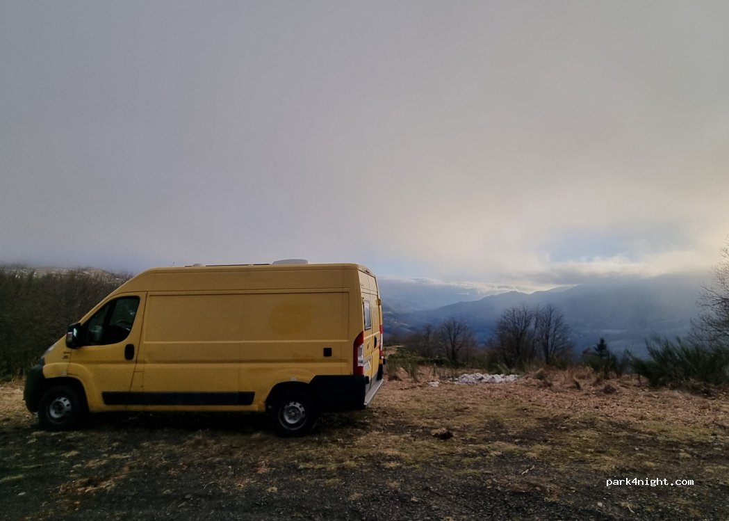 (15800) Saint-Jacques-des-Blats - Unnamed Road — foto