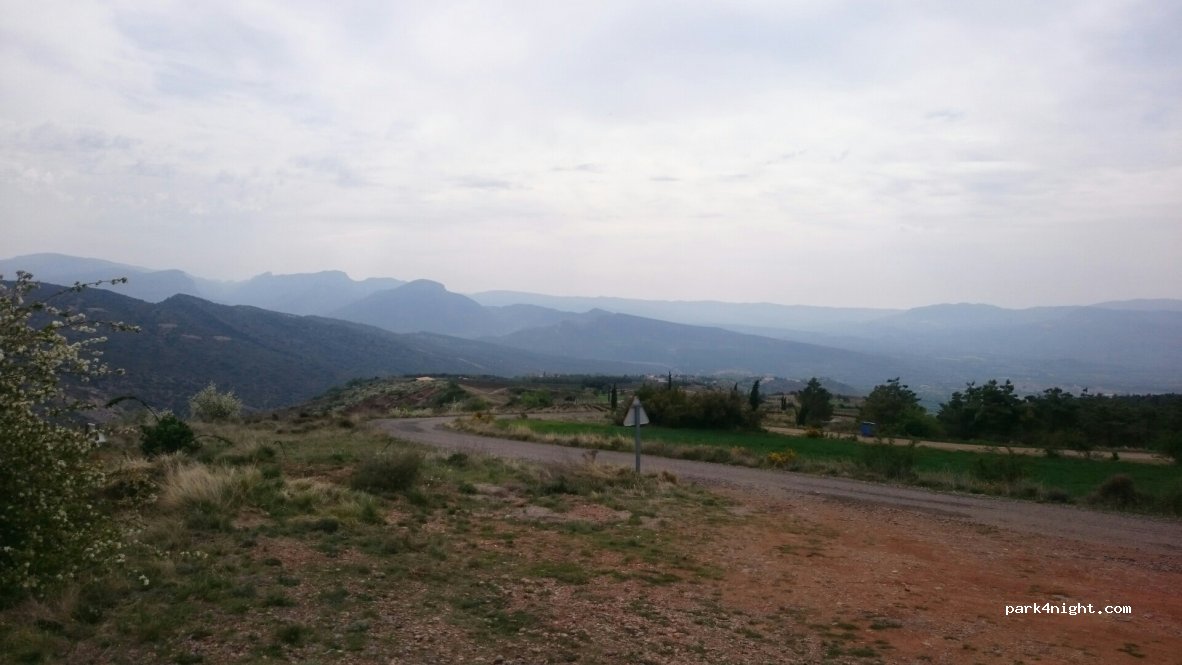 (25636) Tremp - Unnamed Road — foto 3